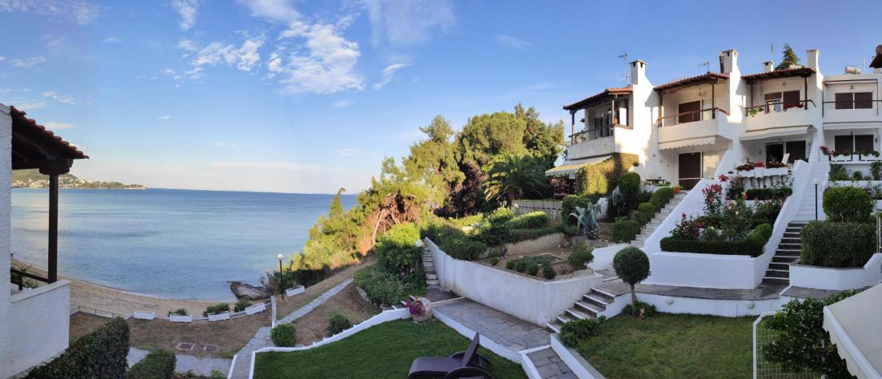 Beach House Emme ปาเลออน ซิฟลิคิออน ภายนอก รูปภาพ